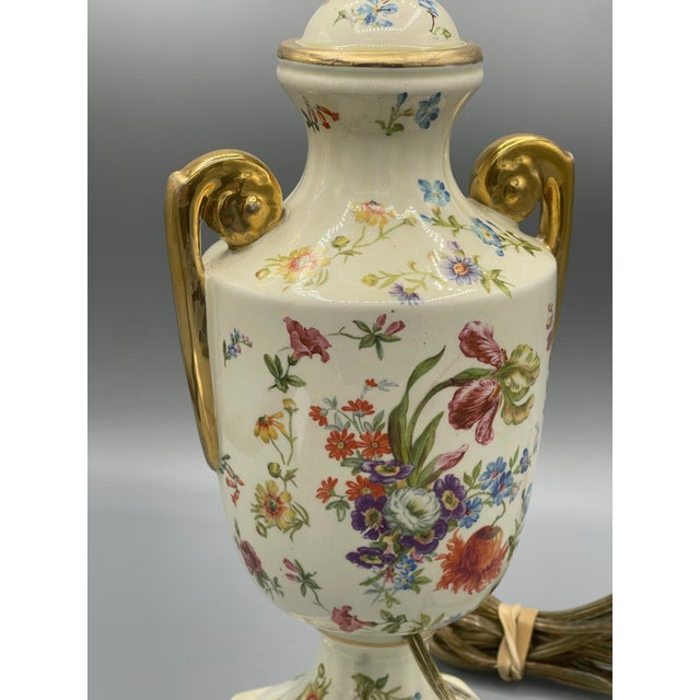 Vintage Victorian Style Ornate Gold Tone Table Lamp For Sale - Image 6 of 9