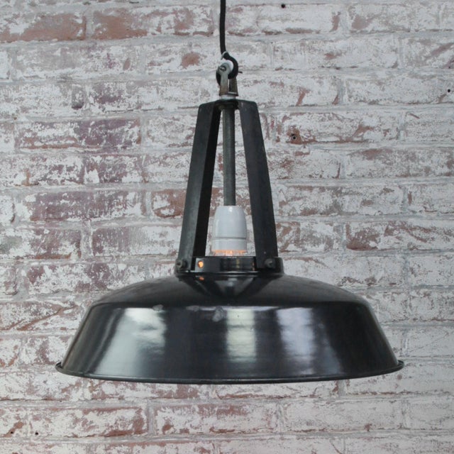 1950s Vintage Industrial French Black Enamel Pendant Light For Sale - Image 5 of 6