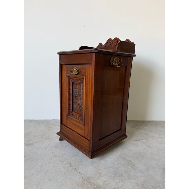 Traditional Antique Edwardian Carved Wood Purdonium / Bedside Cabinet With Brass Hardware For Sale - Image 3 of 13