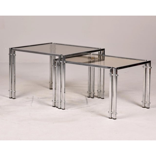 Set of Two Vintage Nesting Tables With Chrome Frames and Pale Smoke Glass Tops For Sale - Image 4 of 12