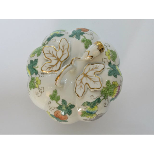 Vintage Chinoiserie Porcelain Pumpkin Shaped Lidded Jar Hand Decorated For Sale In West Palm - Image 6 of 12