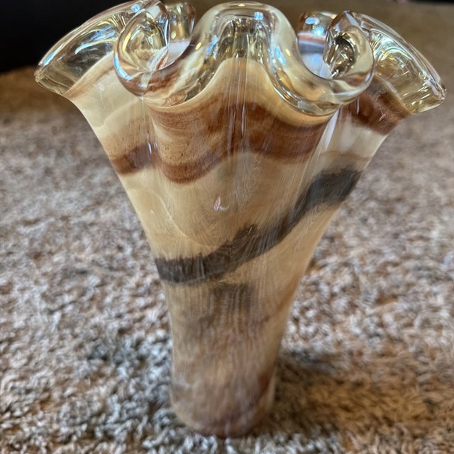 Mid-Century Modern Vintage MCM Murano Style Ruffled Hand Blown Swirl Art Glass Vase For Sale - Image 3 of 7
