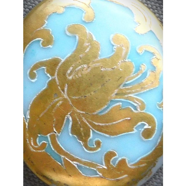 1900 - 1909 Limoges Hand-Painted Art Nouveau Aqua Porcelain and Gold Leaf Oval Antique Brooch Pin For Sale - Image 5 of 8