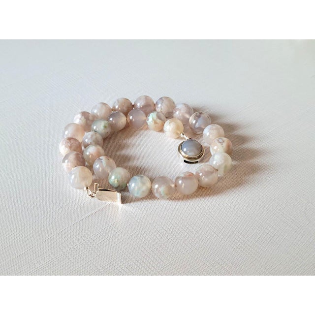 Light Pink Natural Cherry Blossom Agate Knotted Beaded Necklace For Sale - Image 8 of 9