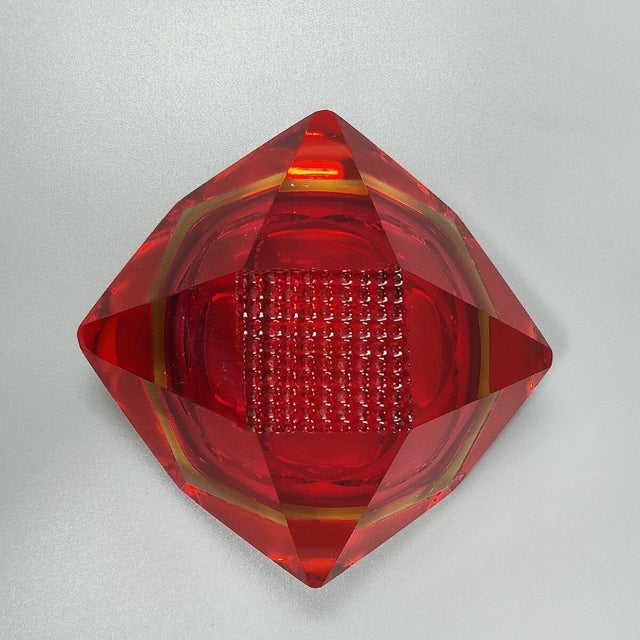 Flavio Poli Vintage Italian Red and Yellow Ashtray by Flavio Poli for Seguso, 1960s For Sale - Image 4 of 7