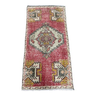 Turkish Yastik Rug 1'8" x 3'3" For Sale