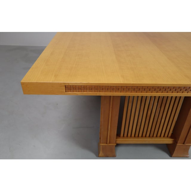 Husser 615 Dining Table by Frank Lloyd Wright for Cassina, 1992 For Sale - Image 11 of 18