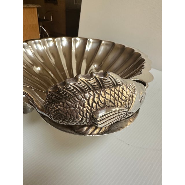 Vintage English Regency Sheffield Mid 20th Century Large 15"x 13" Heavy Silver Plated Clam Shell Serving Dish With Three(3) Hallmarks For Sale - Image 9 of 16