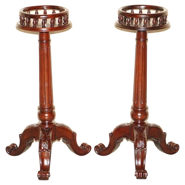 Antique Hand Carved Pedestal Plant Stands in the style of Thomas Chippendale, Set of 2 For Sale - Image 18 of 18