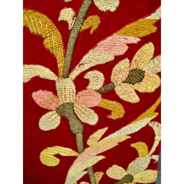 18th Century Large Silk Italian Silk and Gold Embroidery Tapestry For Sale - Image 14 of 14