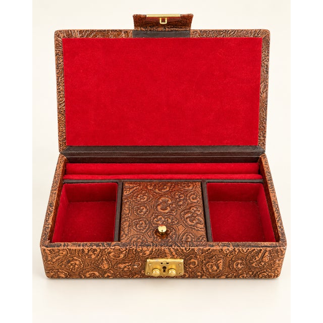 1960s Vintage Spanish Tooled Leather Jewelry Box with Don Quixote, 1960s For Sale - Image 5 of 7