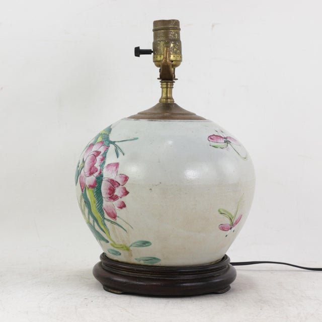 Chinese Vintage Famille Rose Porcelain Vase Lamp With Pink Lotus Blossom and Water Lily Motif For Sale - Image 3 of 14
