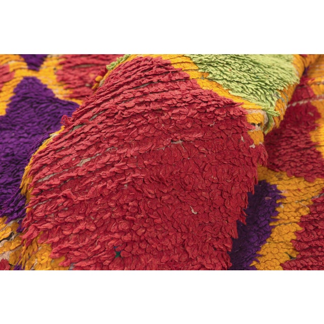 Vintage Boujad Boucherouite Moroccan Rug, 04'05 X 08'03 For Sale In Dallas - Image 6 of 10