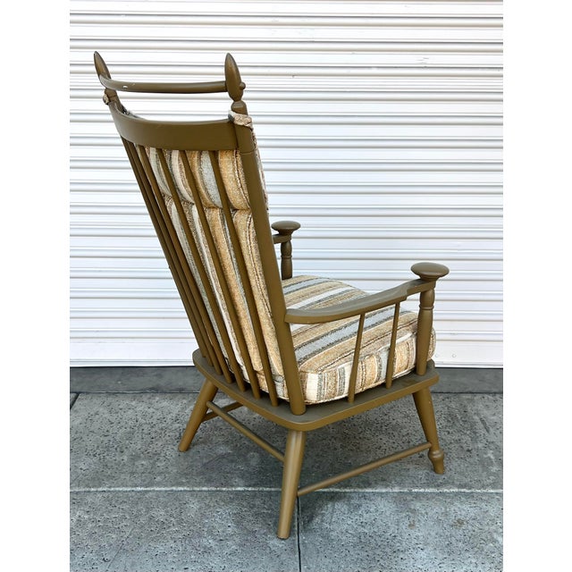1970s Vintage Windsor Neutral Painted Chair For Sale - Image 4 of 11