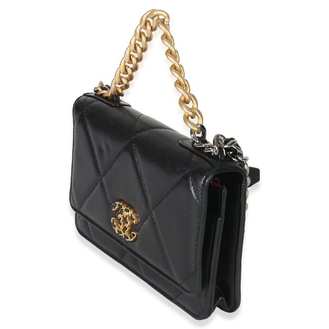 Item #: 152912 Interior Material: Fabric;Leather MSRP: 4,300 Features Interior: Two zip pockets. Two slip pockets. Six...