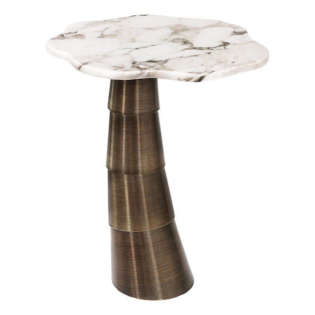 Palm Side Table in Calacatta Marble and Bronzed Brushed Brass by InsidherLand For Sale
