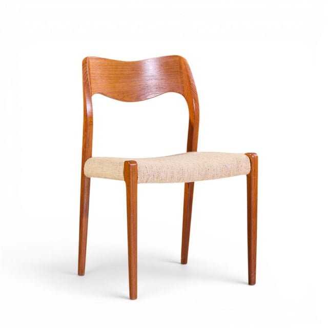 Niels Moller Niels Moller Models 55 and 71 Mid Century Danish Teak Dining Chairs - Set of 12 For Sale - Image 4 of 11