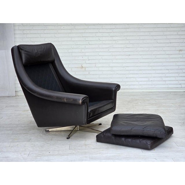 Danish Highback Swivel Armchair from Aage Christensen, 1960s For Sale - Image 9 of 18