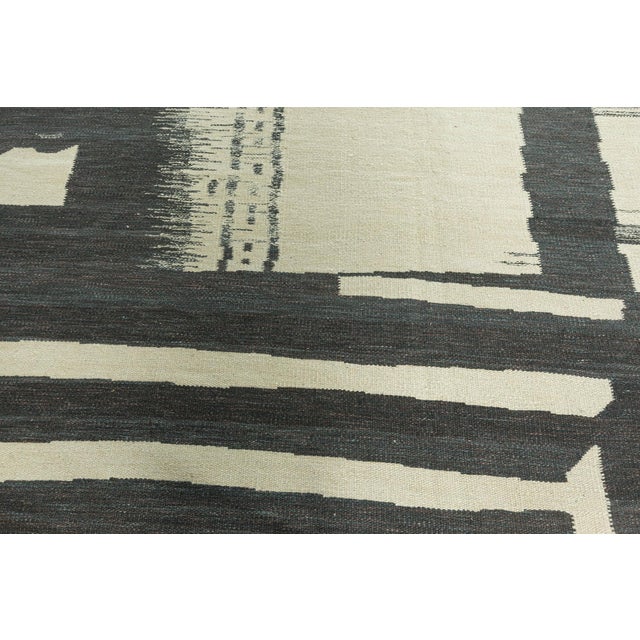 Modern Large Abstract Modern Geometric Flat-Weave Rug by Doris Leslie Blau For Sale - Image 3 of 9