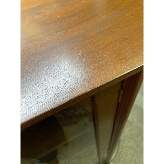 Antique Empire Bow Front Oak and Curved Glass Curio Cabinet Vitrine For Sale - Image 9 of 10