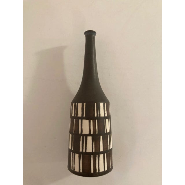 Modernist Vintage Ceramic Vase, Italy 1960's. Beautiful Bitossi style etched vase. Handcrafted Modernist Minimalist...