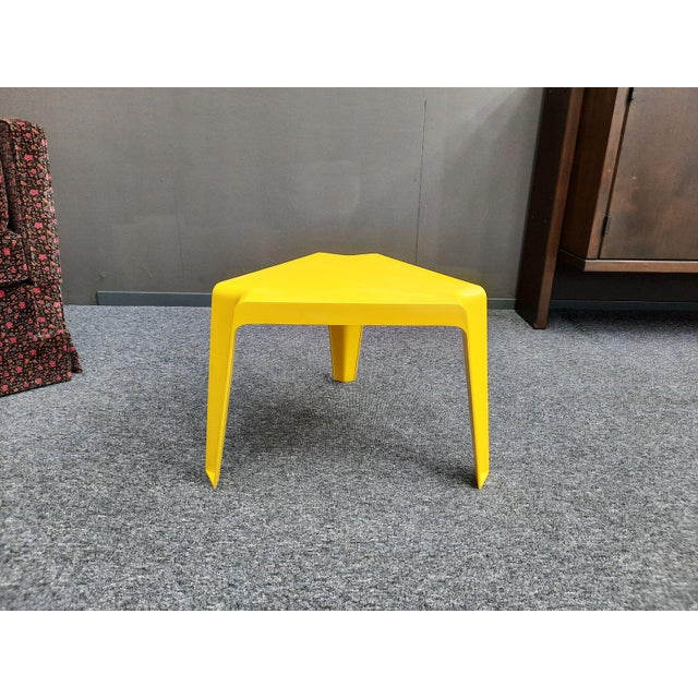 Yellow Fiberglass Side Table by Helmut Bätzner for Bofinger, 1974s For Sale - Image 8 of 8