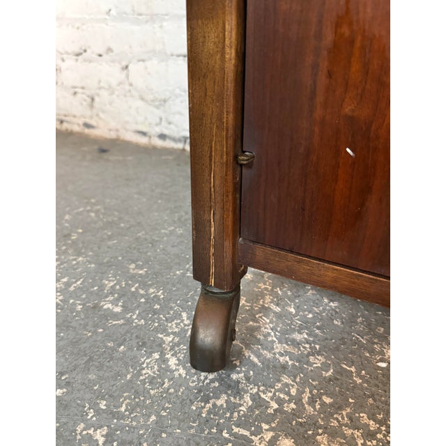 Mid-Century Modern Black Topped Walnut Bar Cart For Sale - Image 11 of 11