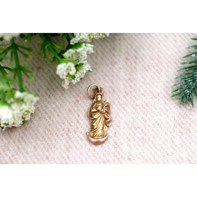 Our Lady of the Immaculate Conception Gold Pendant For Sale - Image 3 of 5