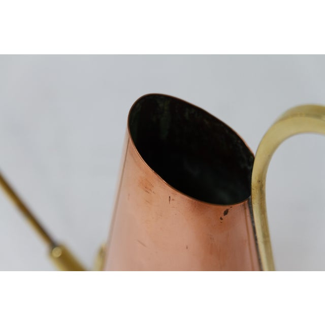 Mid-Century Modern Watering Can in Brass and Copper by Carl Auböck for Illums Bolighus, 1950s For Sale - Image 3 of 14