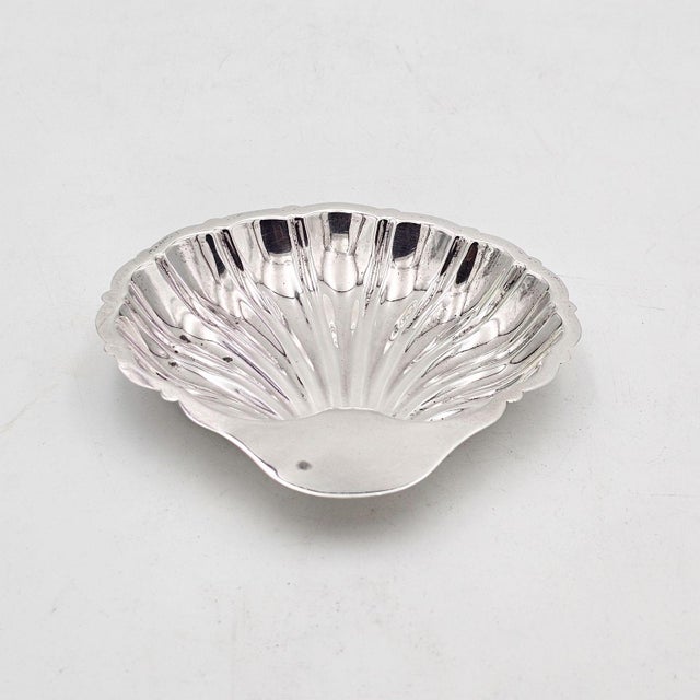 Traditional Sterling Silver Shell Dish, u.s.a. Circa 1950 For Sale - Image 3 of 7