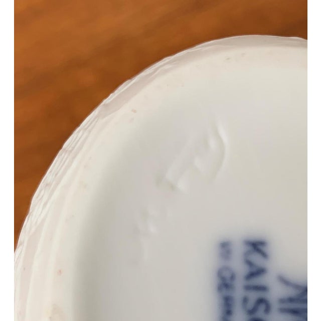 Mid-Century German White Porcelain Vase by M.Frey for Kaiser, 1960s For Sale - Image 10 of 15