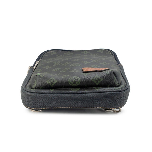 Louis Vuitton Monogram Green Avenue Slingbag Crossbody Bag For Sale - Image 10 of 11