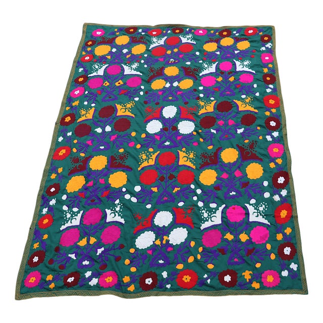 Vintage Hand-Embroidered Suzani Wall Hanging, Uzbekistan, 1920s For Sale