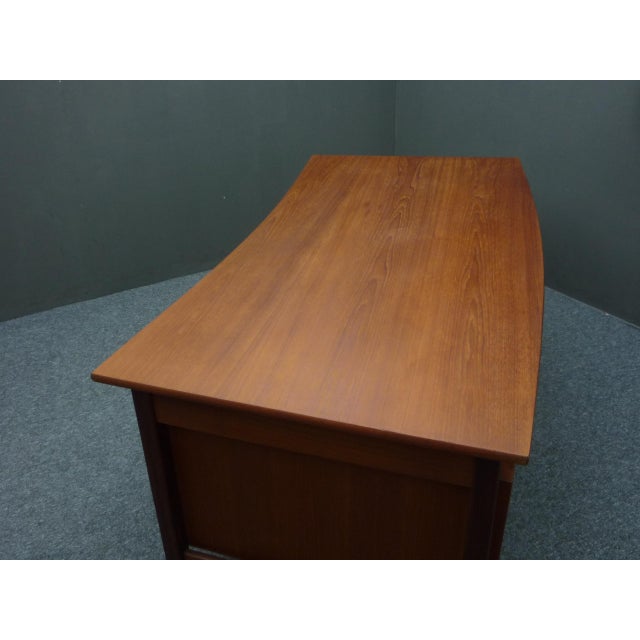 Large Vintage Executive Desk in Teak, 1960s For Sale - Image 6 of 14