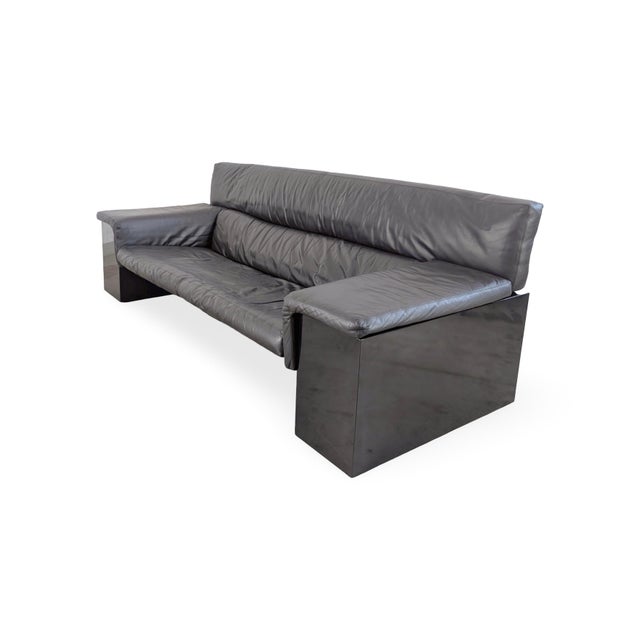 We are offering a beautiful three-seater sofa by Knoll from the 1980s for sale. Designed by Cini Boeri, one of the most...
