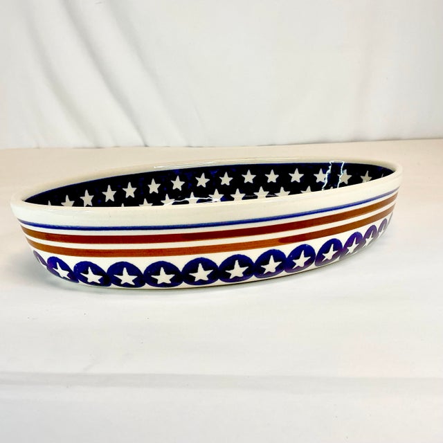 American 1980s Vintage Arts & Crafts Americana Boho Chic Boleslawiec Pottery Oval Baker Serving Dish - 4th of July For Sale - Image 3 of 11