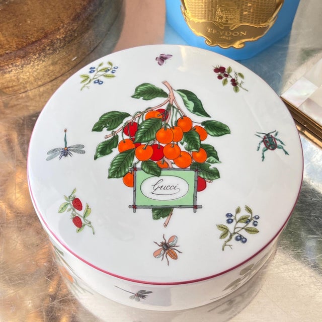 Gucci 1970s Gucci trinket dish with lid by Richard Ginori // Cherries vide poche // vintage porcelain box // luxury homegoods // designer For Sale - Image 4 of 11