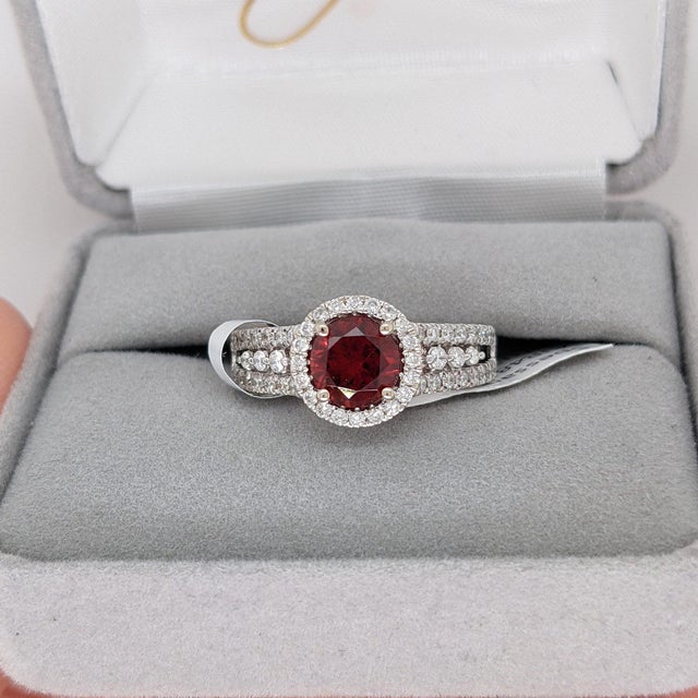 1.4Ct Spessartine Garnet Ring With Earth Mined Diamonds: Solid 14k Gold, 6.5mm, Size 6.75 For Sale In Columbus - Image 6 of 12