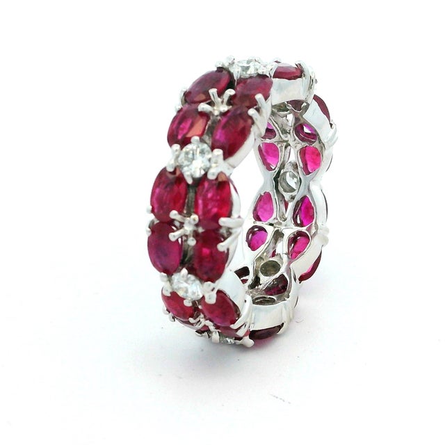 18k White Gold Ruby and Diamond Eternity Band Ring, 5.50 Carats, Size 8 For Sale In Miami - Image 6 of 9