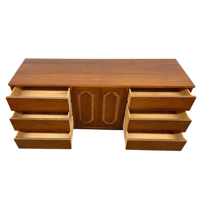 Brass Vintage Mid Century Modern Long Low Dresser With 12 Drawers, Tapered Legs and Brass-Toned Hardware For Sale - Image 8 of 10