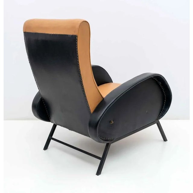 1950s Set of Mid-Century Reclining Armchairs in Modern Italian Leather attributed to Marco Zanuso, 1950s For Sale - Image 5 of 10