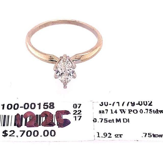 Modern 14 Karat White Gold Diamond Engagement Ring For Sale - Image 3 of 9