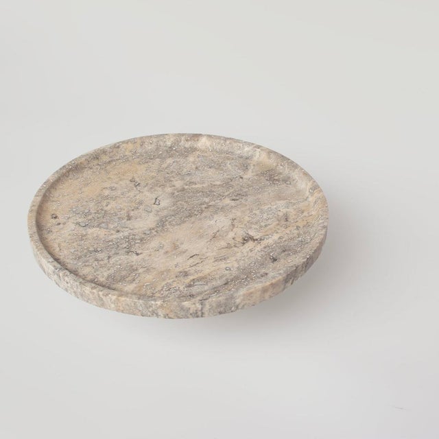 Modern Silver Travertine Cake Stand from Kiwano Concept For Sale - Image 3 of 4