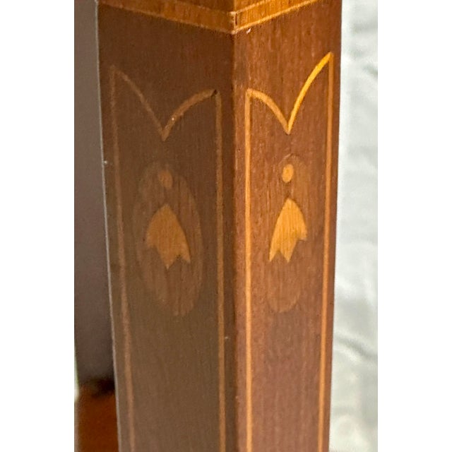 Chestnut Mahogany Side Table With Satinwood Inlay by Baker, Historic Charleston Collection For Sale - Image 8 of 11