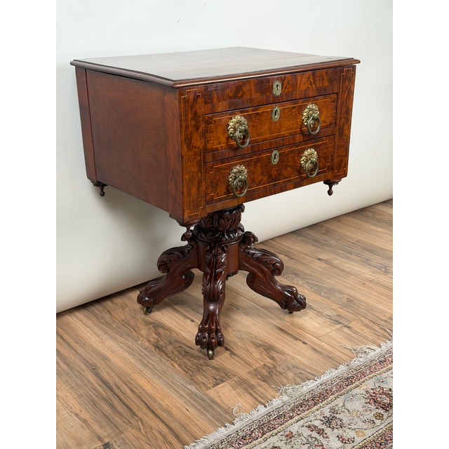 American Classical Figured Mahogany Work Table, Circa 1830–1845 Possibly New York or Philadelphia For Sale In Boston - Image 6 of 11
