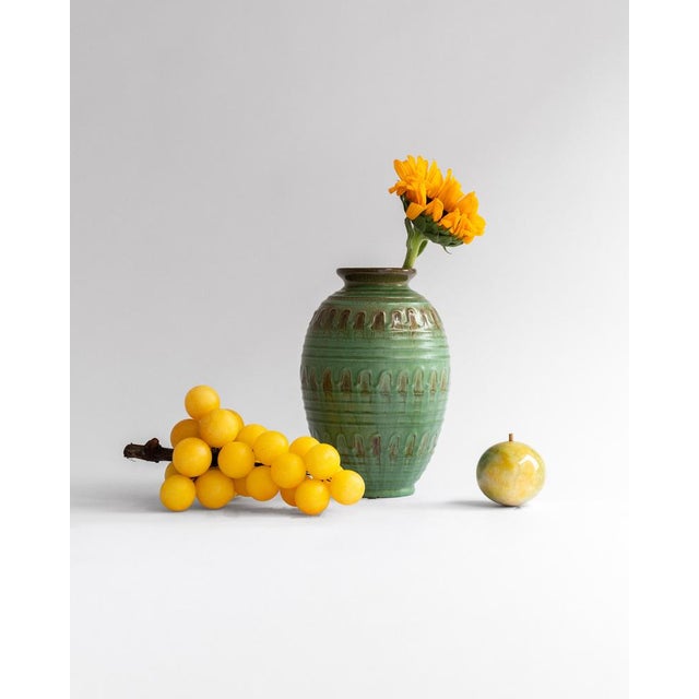Scandinavian Green Glazed Relief Vase by Erik Mornils for Nittsjo, Sweden, 1940s For Sale - Image 3 of 7