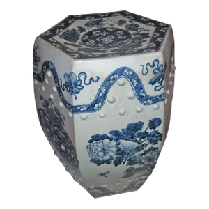 20th century Chinese Export Porcelain Garden Seat