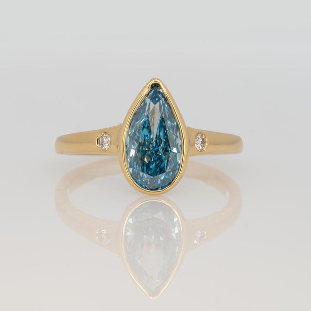 2Ct Blue Lab Diamond Ring With Natural Diamond Accents: Solid 14k Gold, 11x6mm, Size 6.75 For Sale - Image 4 of 8