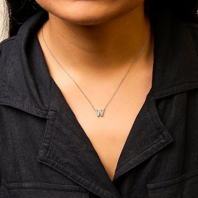 10K Yellow Gold Diamond Accent "W" Initial Bubble Pendant Necklace For Sale - Image 4 of 5