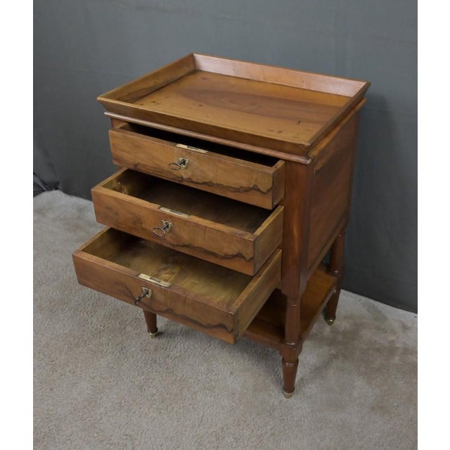Small Louis-Philippe Walnut Side Table, 19th Century For Sale - Image 16 of 18